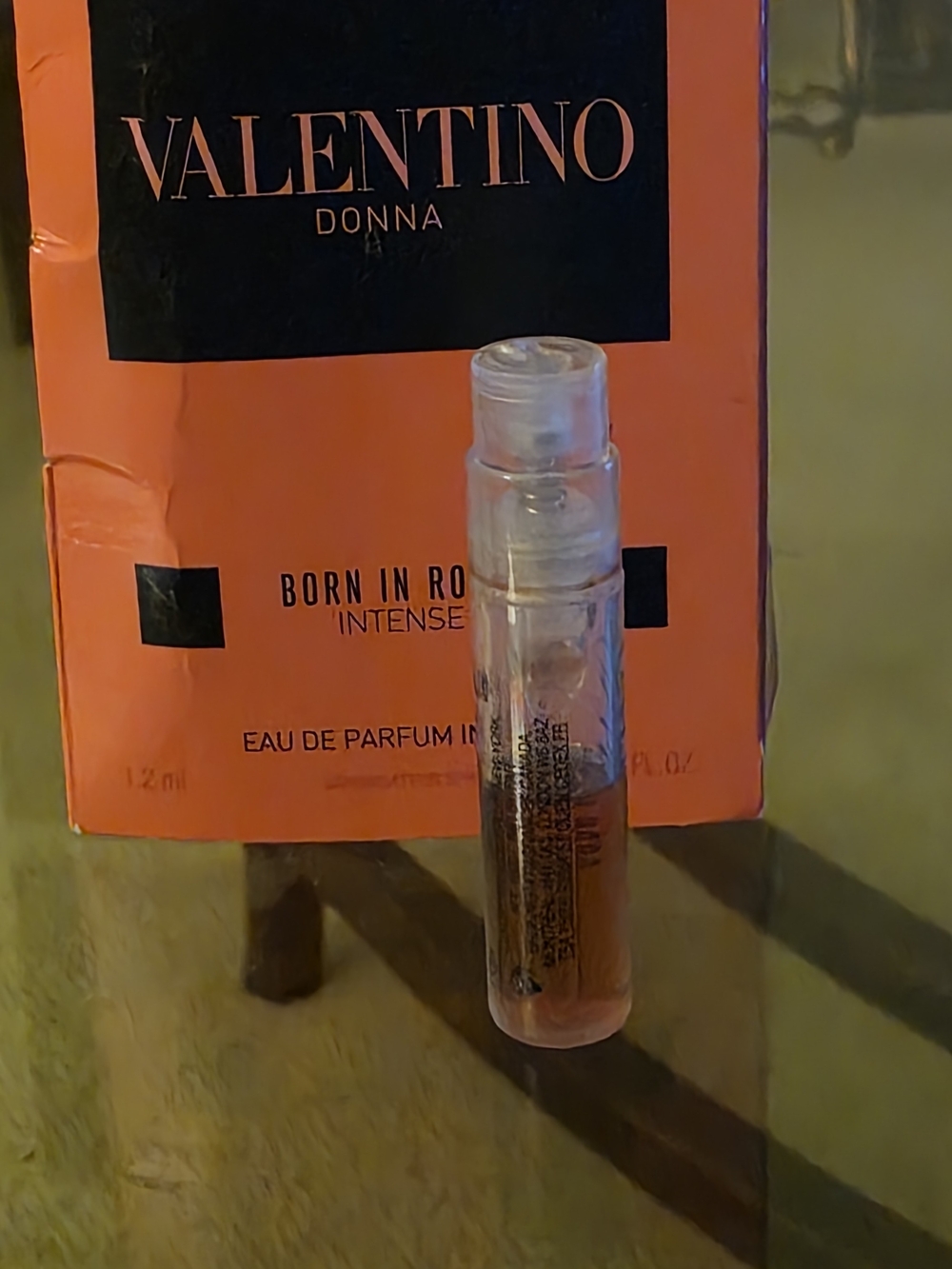 Valentino Donna Born in Roma Intense -  Sample Vial